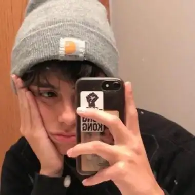 6686体育钻石作者几杯薄酒