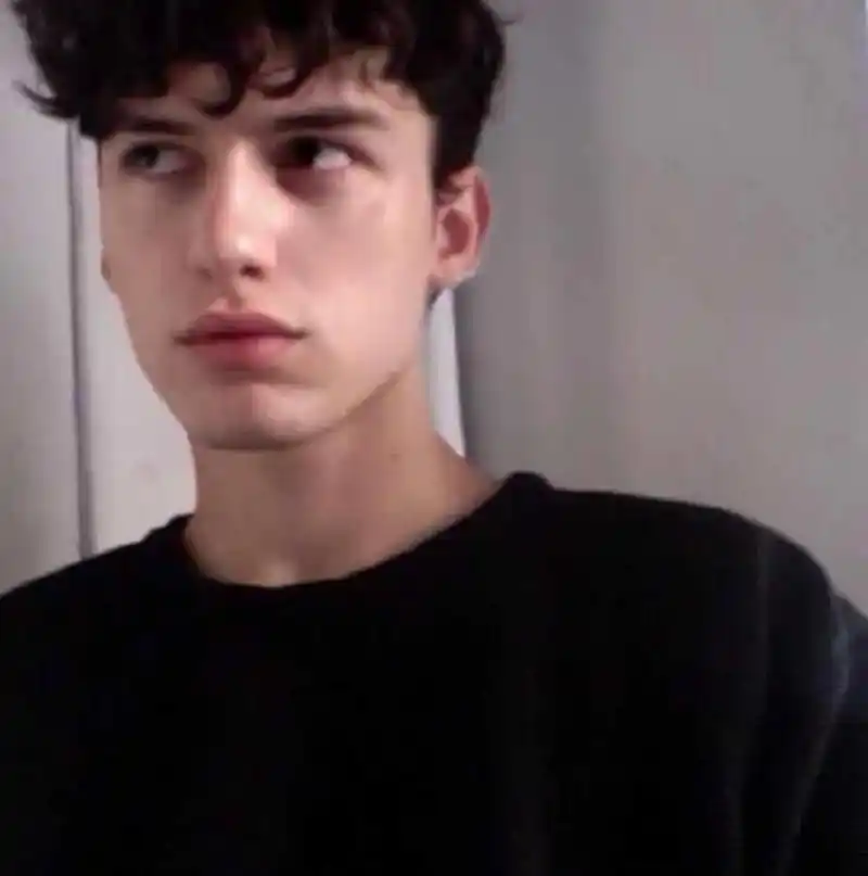 6686体育中级作者待君归