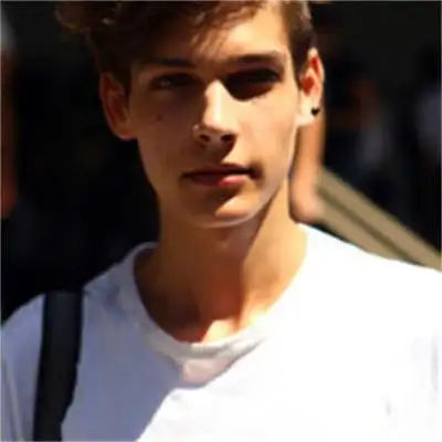 6686体育铜牌作者权志龙