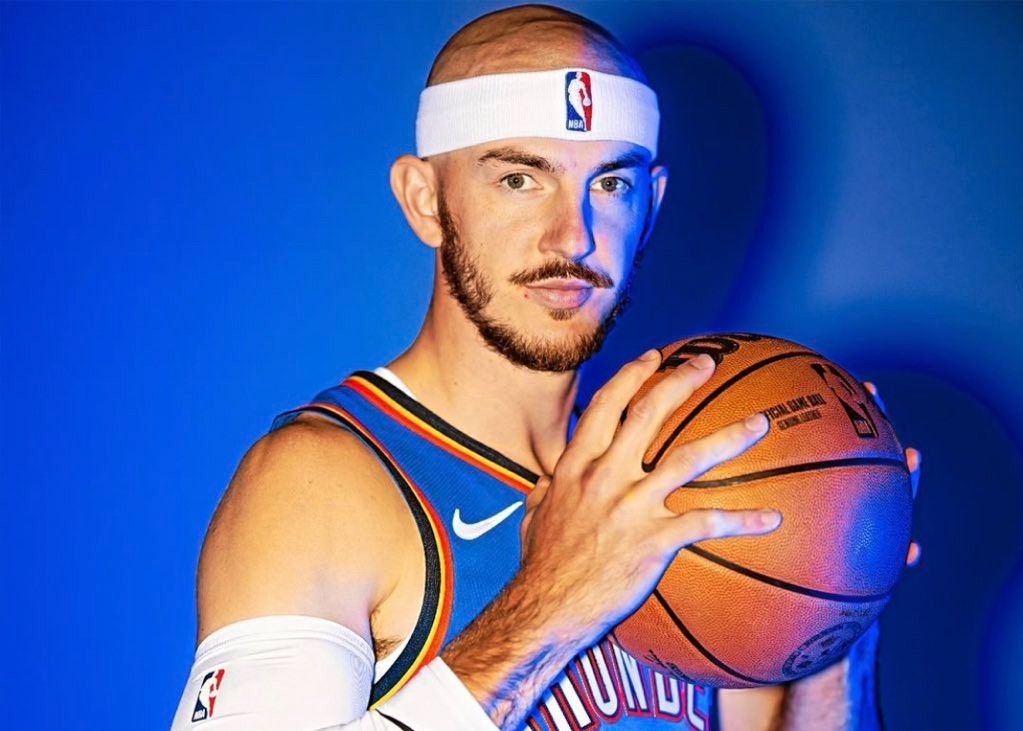 卡鲁索：我们有全联盟最强的后备队员阵容，卡森是一位出色的守卫者