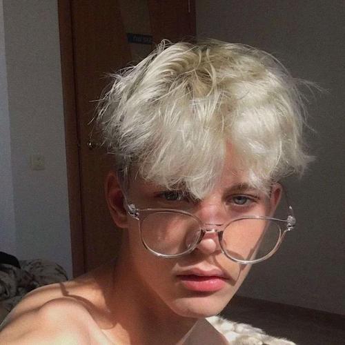 6686体育合作伙伴Chloe