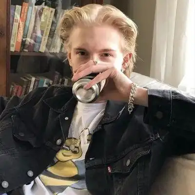 6686体育首席作者Ansel